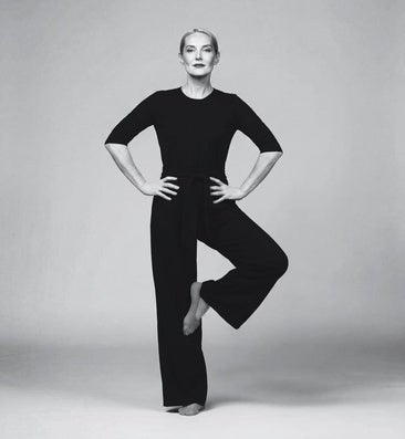 Los increíbles beneficios de sostenerse sobre una pierna