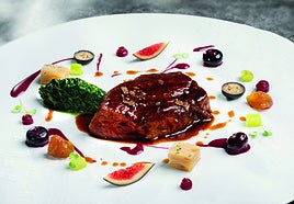 Cerdo ibérico con guiso de acelgas