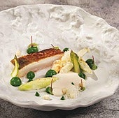 Lomos de pez de San Pedro con puerros