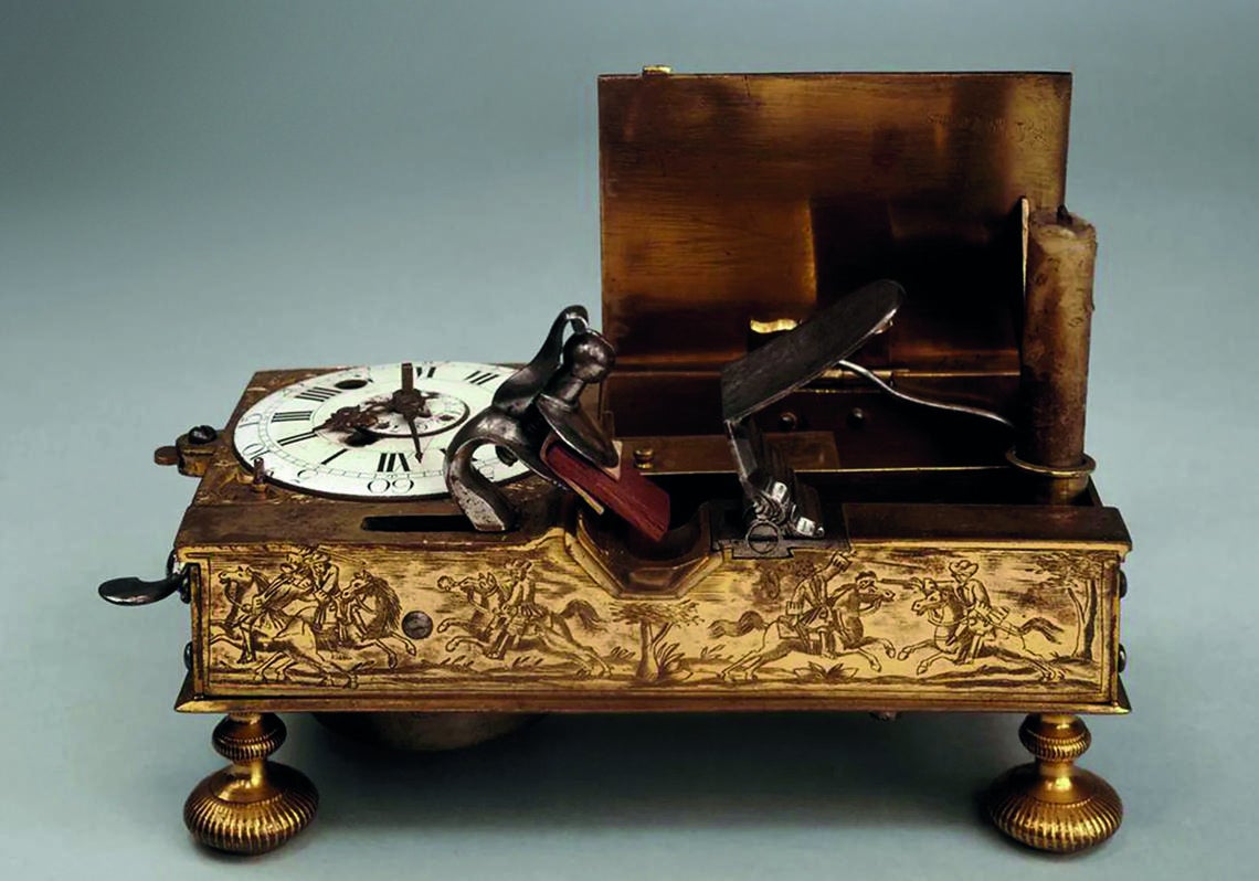 Un reloj de cuerda del siglo XVIII con un mecanismo que sonaba al derretirse una vela.