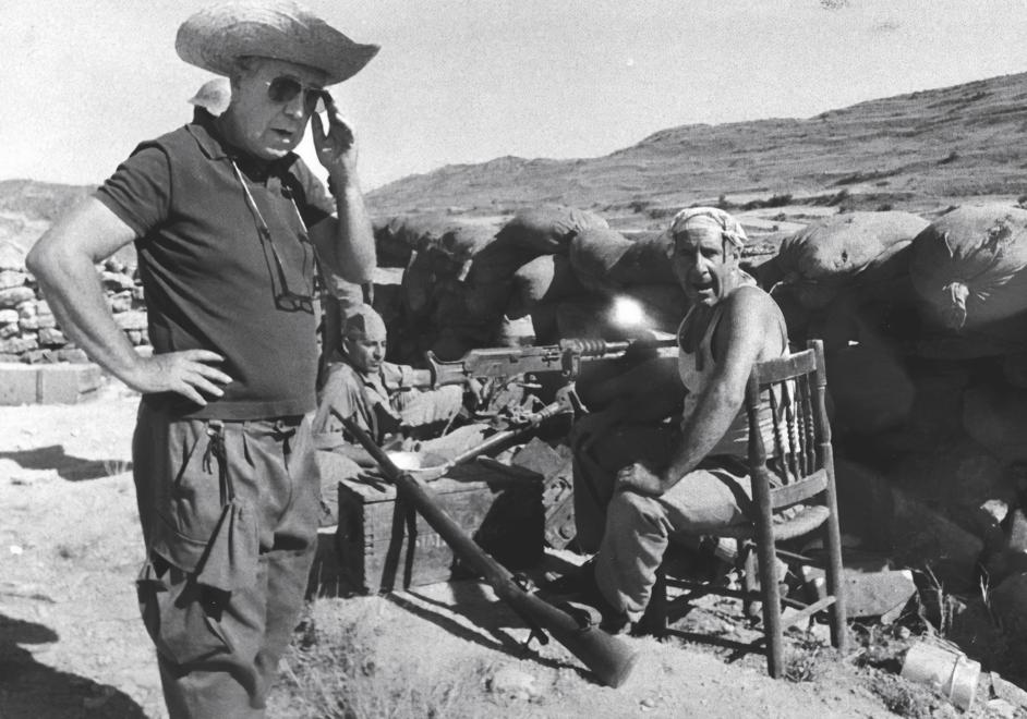 Fueron dos de los mayores genios de la comedia española, pero apenas trabajaron juntos. En 1963, Luis García Berlanga le dio un breve papel en 'El verdugo', pero tardó 22 años en volver a llamarlo, para 'La vaquilla', última obra maestra del director valenciano.