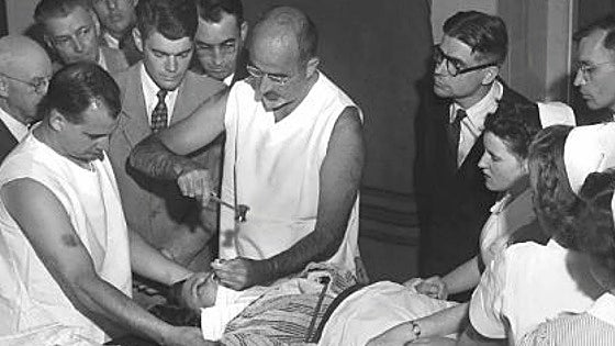 Pódcast | Lobotomía: el tratamiento aterrador... que ganó el Premio Nobel