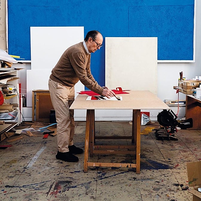 Rafael Canogar: «Me siento muy productivo. Sigo pintando más de cien cuadros al año»