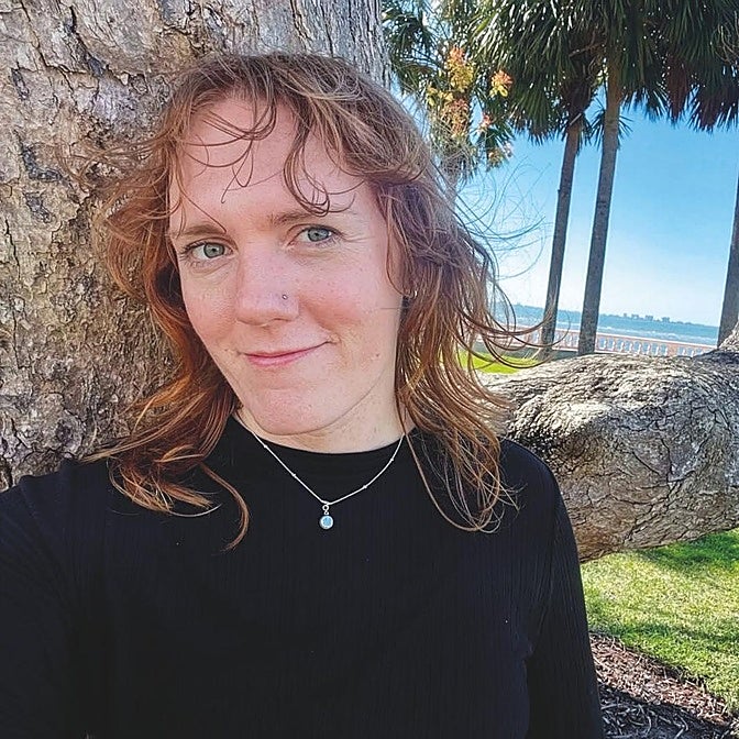 Creció como el 'príncipe heredero' del supremacismo. Hoy es una mujer trans