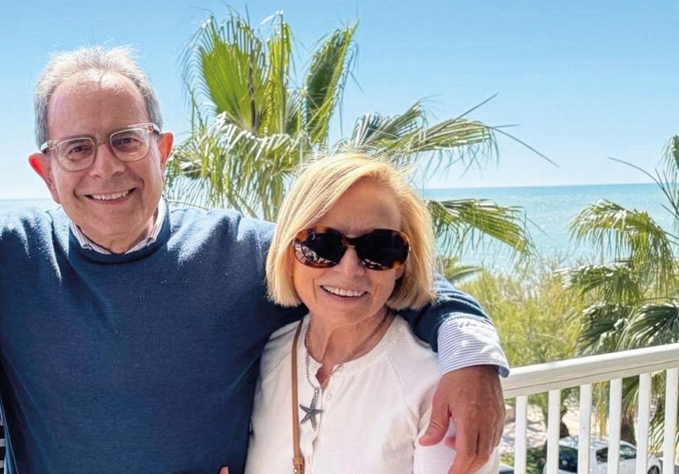 En los agradecimientos de sus numerosos reconocimientos, Corma siempre se acuerda de Brisa, su mujer, doctora en Lenguas Modernas, y de Anas, su hija, médica-investigadora de enfermedades infecciosas.