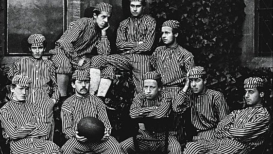 Cuando el fútbol era un deporte de riesgo y ni los 'Messi' cobraban