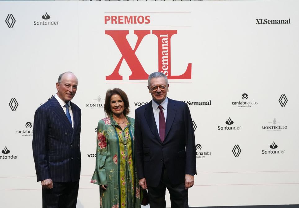 Guillermo Morenés, marido de Ana Botín, junto a Ana Botella, exalcaldesa de Madrid, y Alberto Ruiz-Gallardón, expresidente de la CAM y exalcalde de Madrid y actual vicepresidente de la Fundación Albéniz.