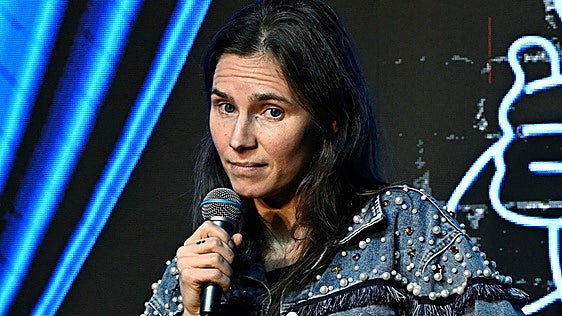 El regreso de Amanda Knox. ¿Se puede hacer humor en torno a un asesinato?