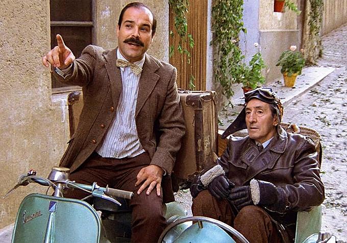 Aunque ha hecho todo tipo de papeles, es más conocido por sus comedias. De hecho, ha sido casi un fijo en las más celebradas de las últimas cuatro décadas, como 'Amanece que no es poco'.