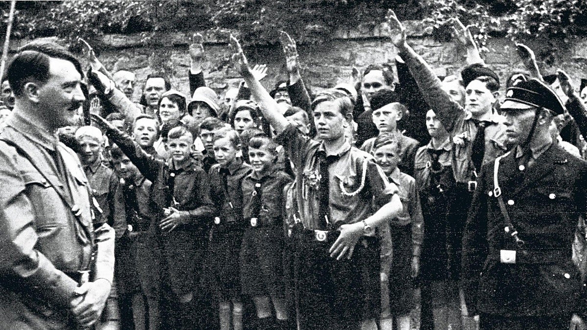 Los niños al servicio de Hitler ¿víctimas o verdugos?