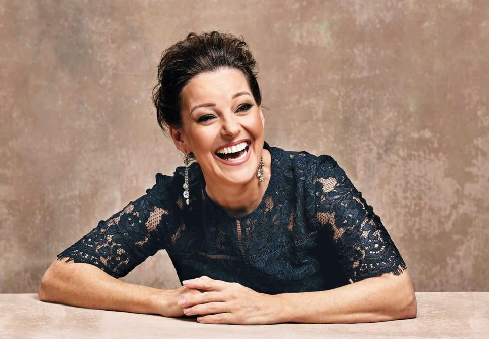 En sus memorias, Ruthie Henshall revela también sus problemas con el alcohol y que, de niña, sufrió abusos sexuales.