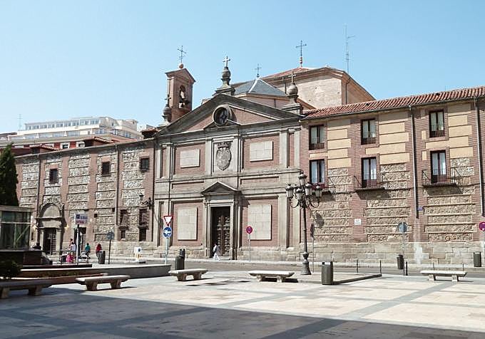 Exterior del monasterio de las Descalzas Reales.