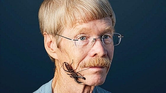 El hombre que se dejó picar por mil insectos para crear un índice de dolor