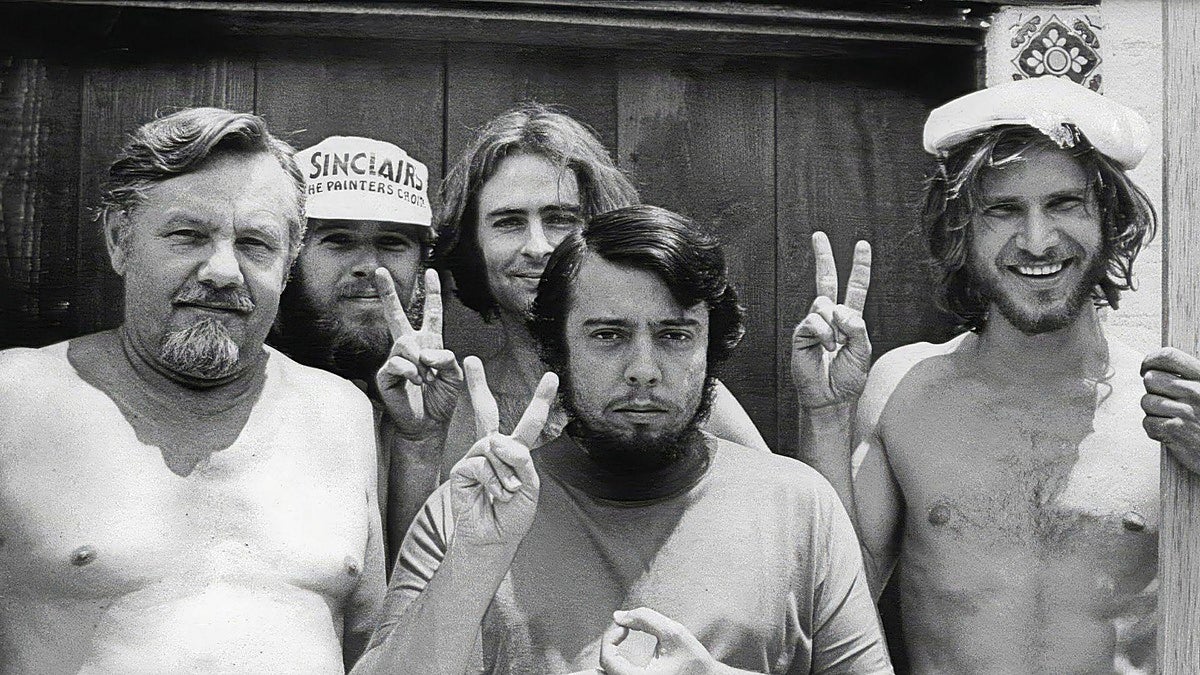 Los salvajes años 60 en Hollywood: cuando hasta Harrison Ford era camello…