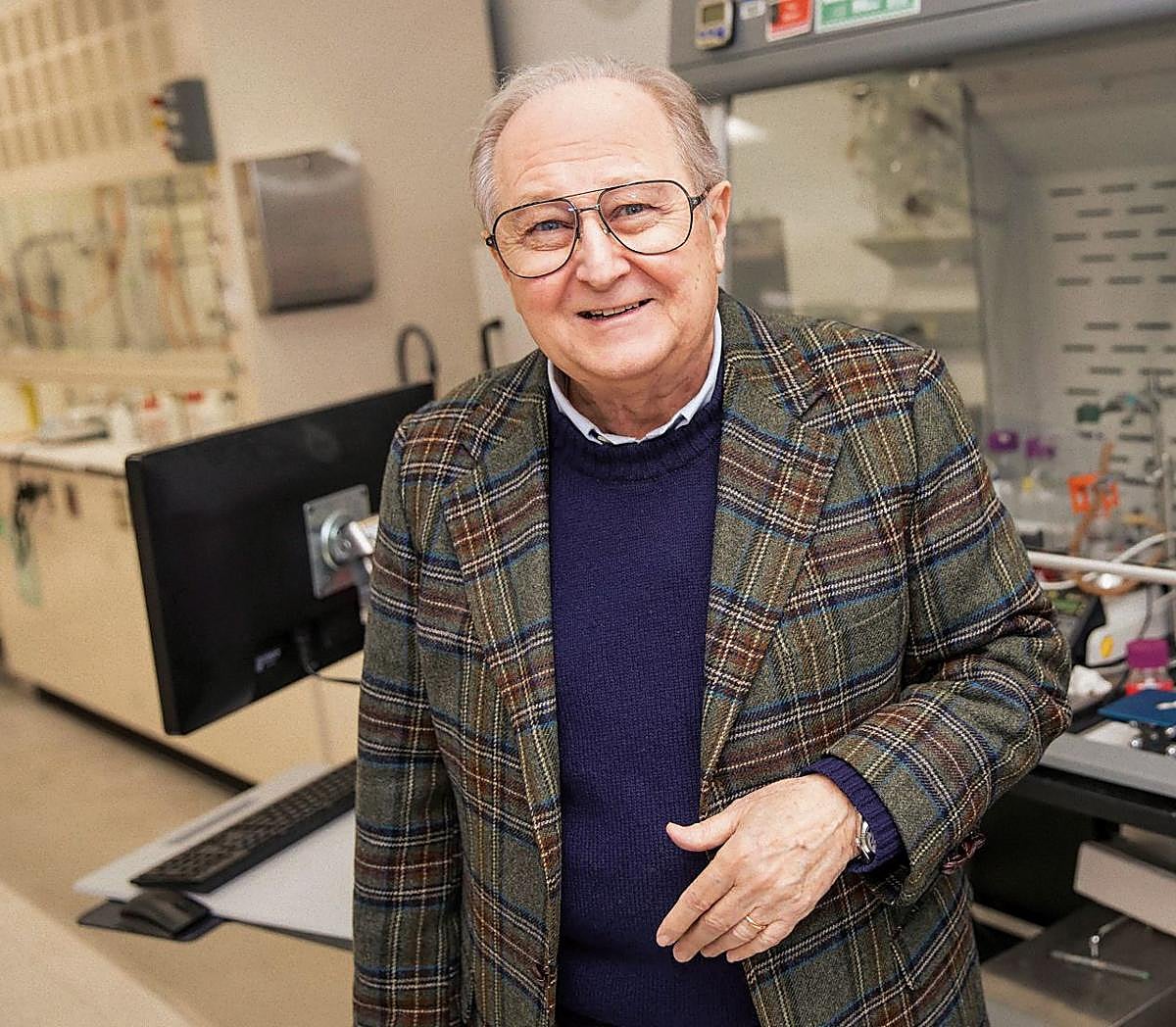 Juan Pérez Mercader: «No estamos solos en el universo»