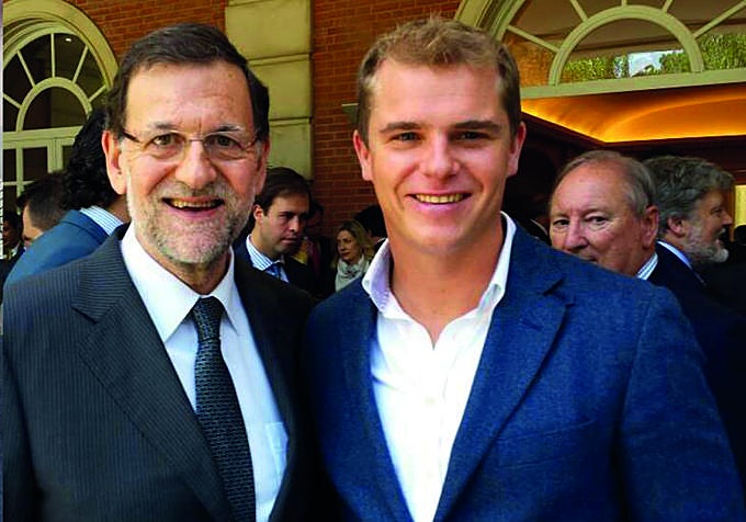 Dentzel en 2014 con Mariano Rajoy, entonces presidente del Gobierno.