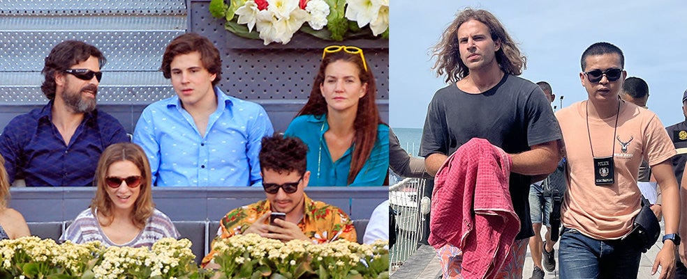 Daniel Sancho, junto a su padre, el actor Rodolfo Sancho, en un torneo de tenis en 2015, y ahora, detenido en Tailandia. La tranquilidad que mostraba en los vídeos difundidos por la policía y en sus mensajes, después de haber cometido el sanguinario crimen, ha llevado a especular sobre su posible psicopatía.