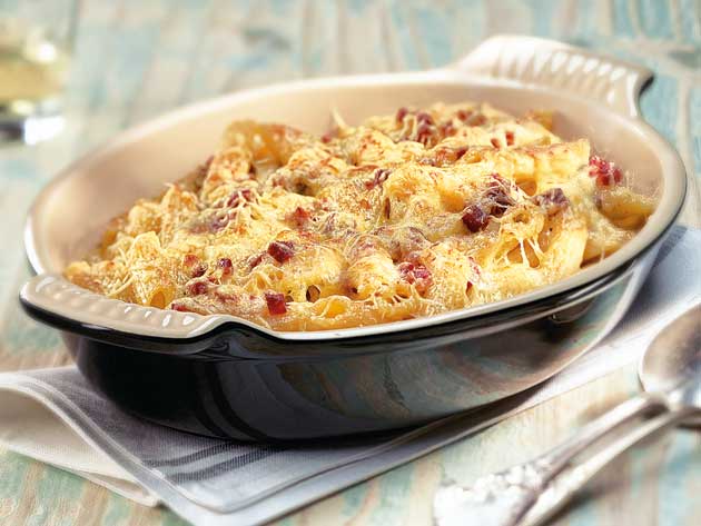 Macarrones con gorgonzola y jamón