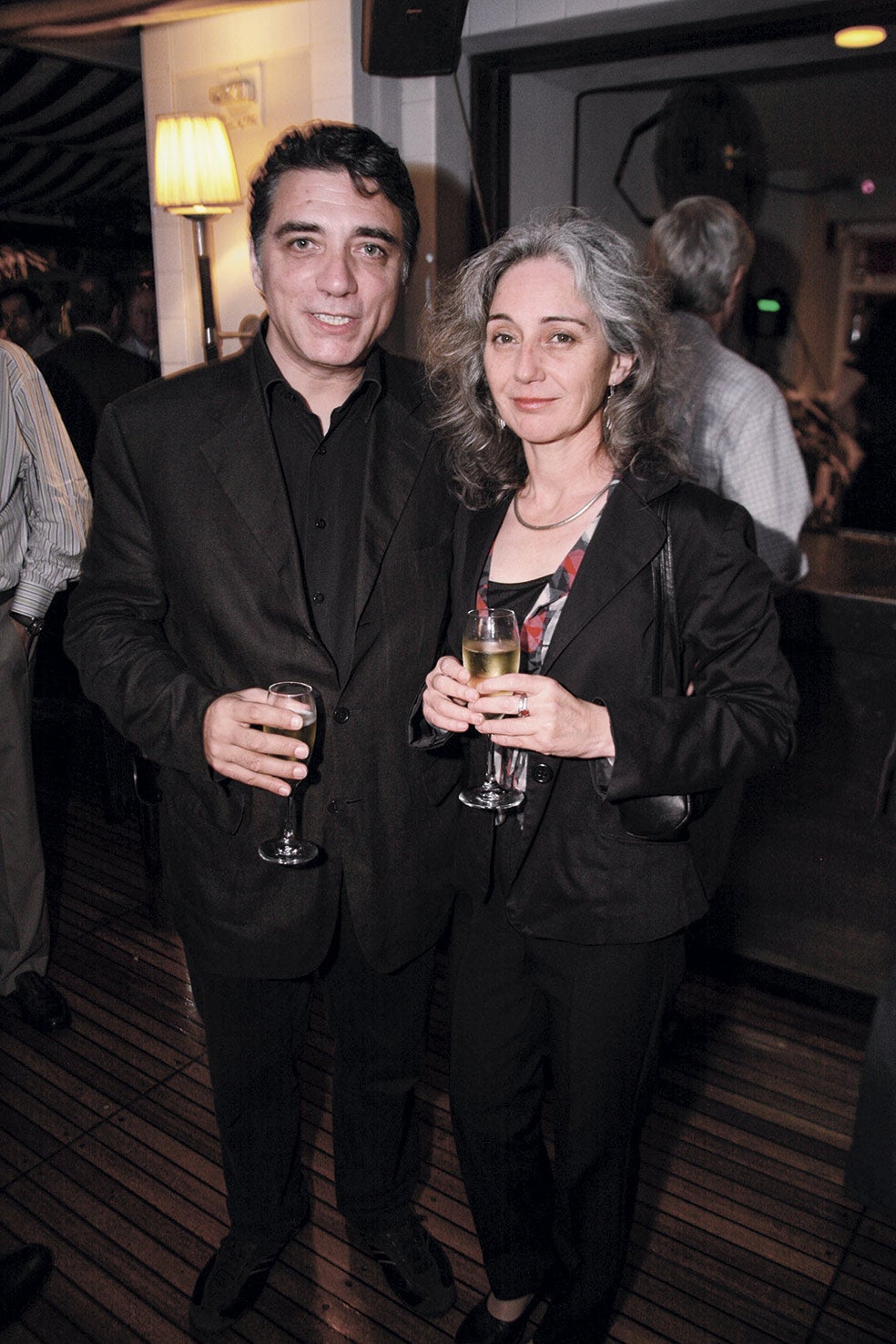 Plensa con su mujer, Laura, en un cóctel en Nueva York, en 2007. «Si me preguntan dónde vivir el resto de mi vida, siempre diré: donde viva Laura».