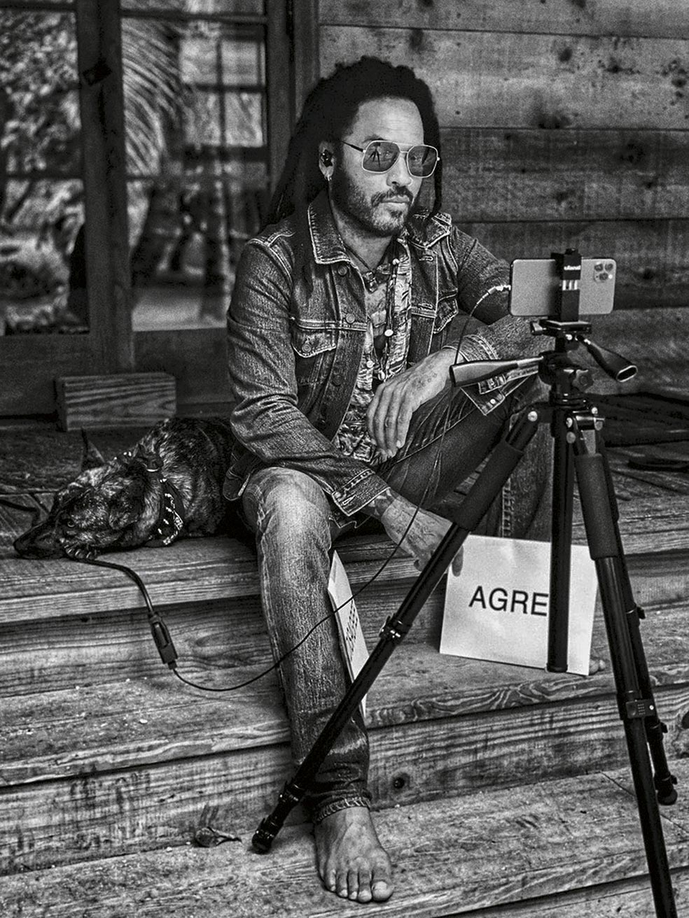 Imagen secundaria 2 - Desde las Bahamas. Kravitz vive entre París y las Bahamas, el archipiélago donde nació su abuelo materno antes de emigrar a Estados Unidos. De niño, el músico pasaba sus vacaciones allí con sus primos. Hoy graba allí sus discos, en su propio estudio sobre las aguas azul turquesa del Caribe.