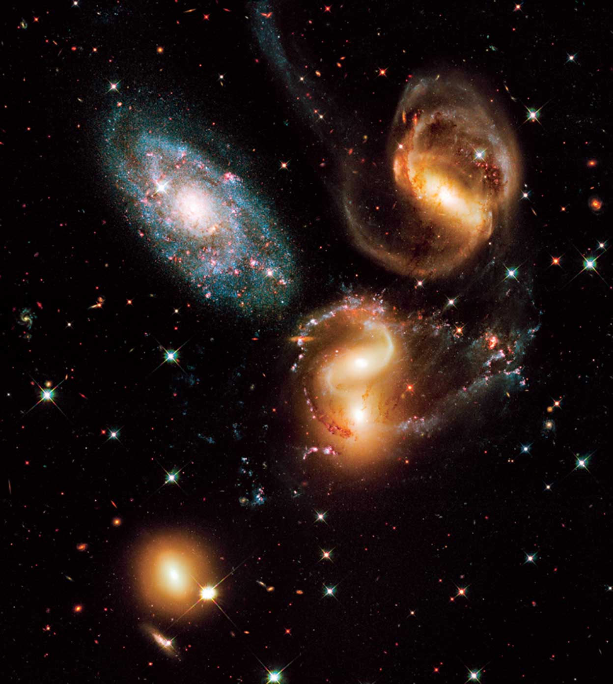 Grupo de galaxias (imagen captada por el telescopio espacial Hubble).