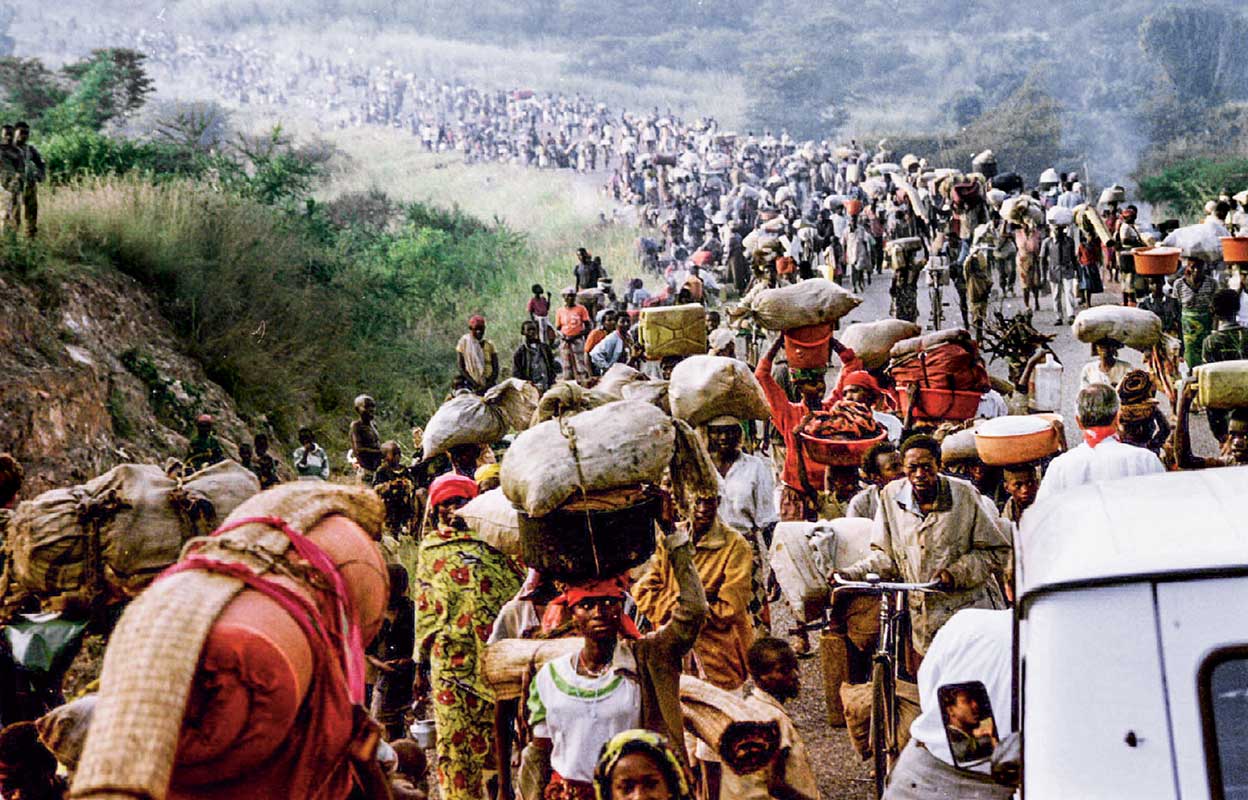 Entre 600.000 y un millón de ruandeses huyeron de la masacre en julio de 1994. La mayoría de ellos, hacinados en campos de refugiados, no han logrado regresar.