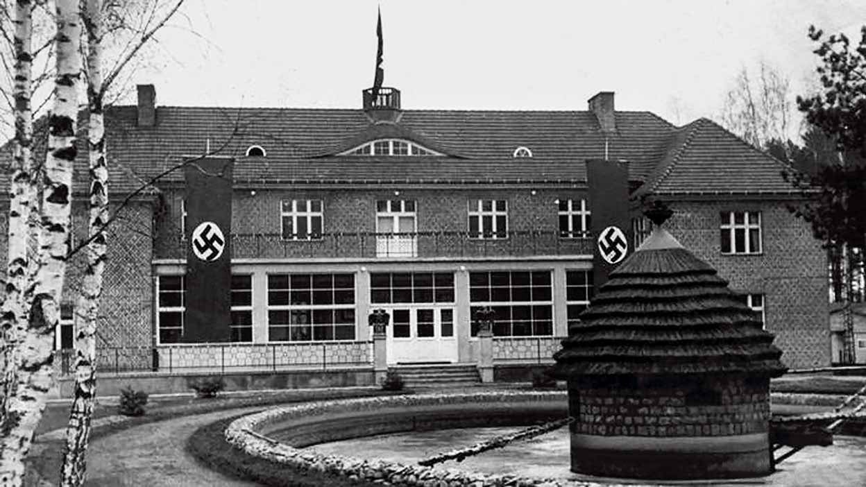 Las oficinas del campo de Stutthof donde trabajaba Furchner. Para ella era un buen trabajo, bien pagado y reconocido. Su marido también trabajaba allí. Era un sargento de las SS que también era músico en la banda del campo.
