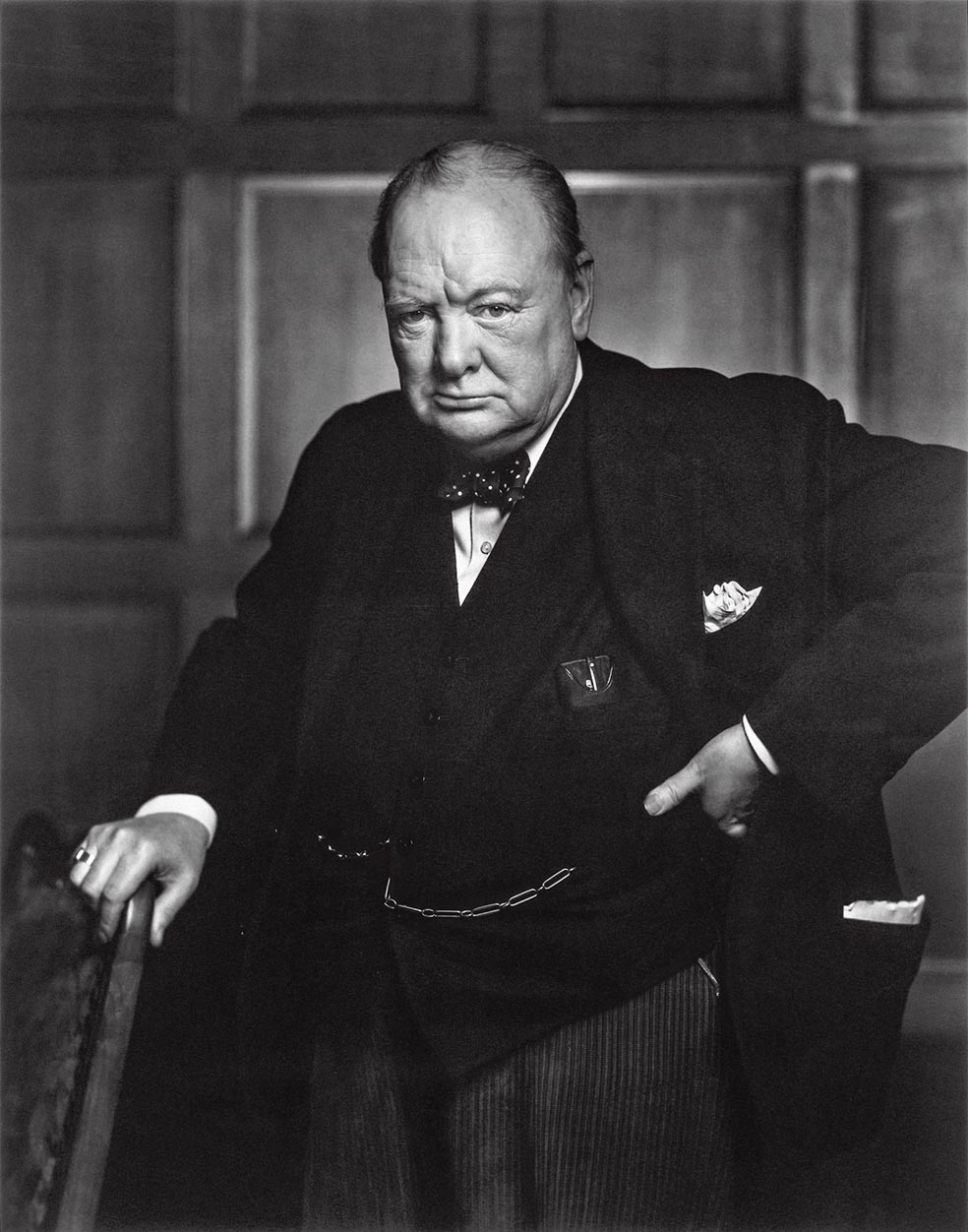 En mayo de 1940, año del encarcelamiento de Diana, Winston Churchill se convirtió en primer ministro. Intercedió en su liberación. Su decisión de concederles el arresto domiciliario provocó un importante escándalo en el Reino Unido. Hubo incluso manifestaciones.