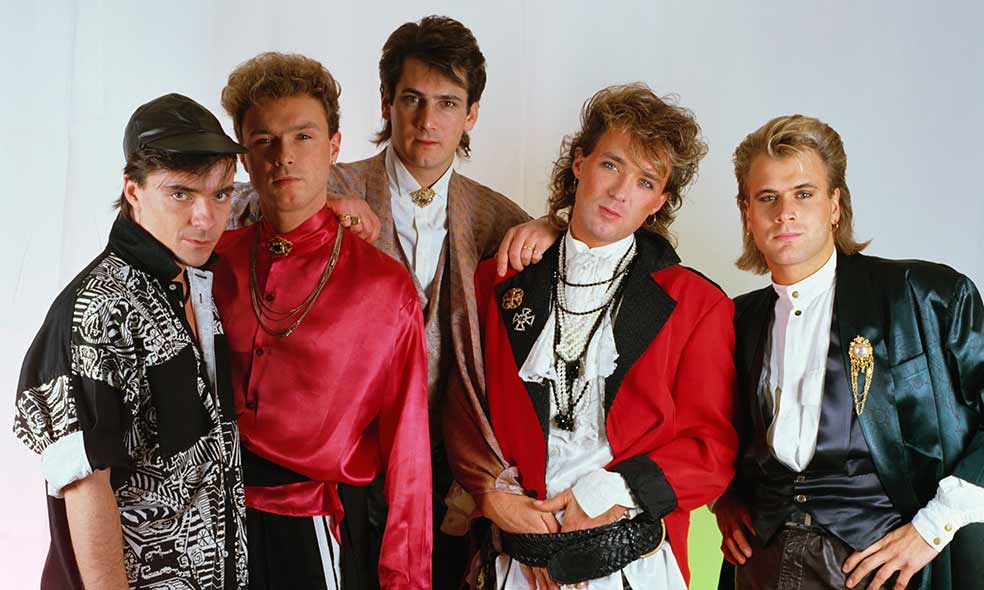 En los años 80 y 90, Spandau Ballet (en la foto) y Duran Duran compitieron en éxitos. Ambos eran británicos y de estilo new romantic.