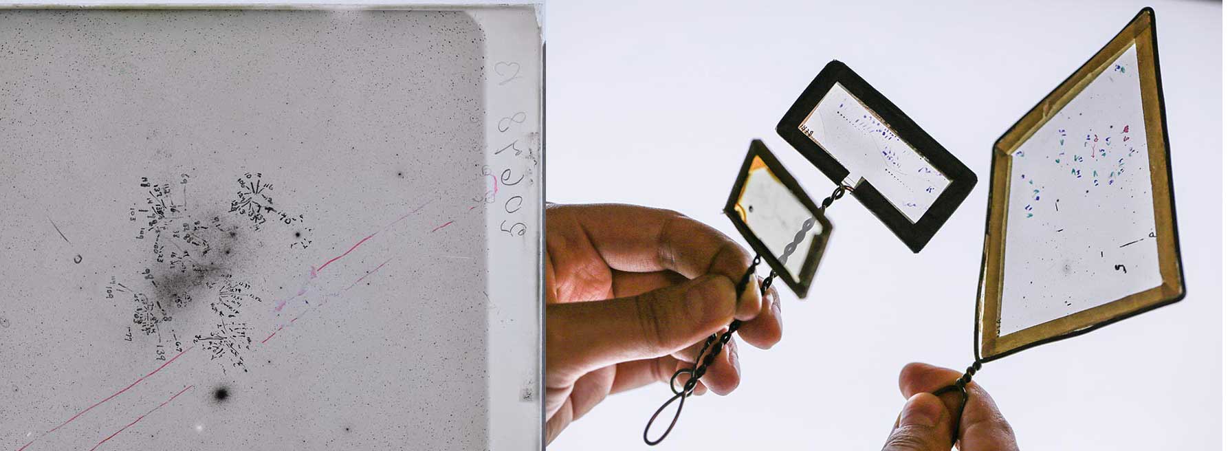 Las astrónomas se ayudaban de un visor con un mango para rastrear metódicamente cada fotografía del cielo nocturno.