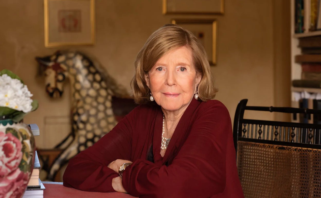 La fascinante realidad detrás de 'The Crown', contada por una dama de compañía