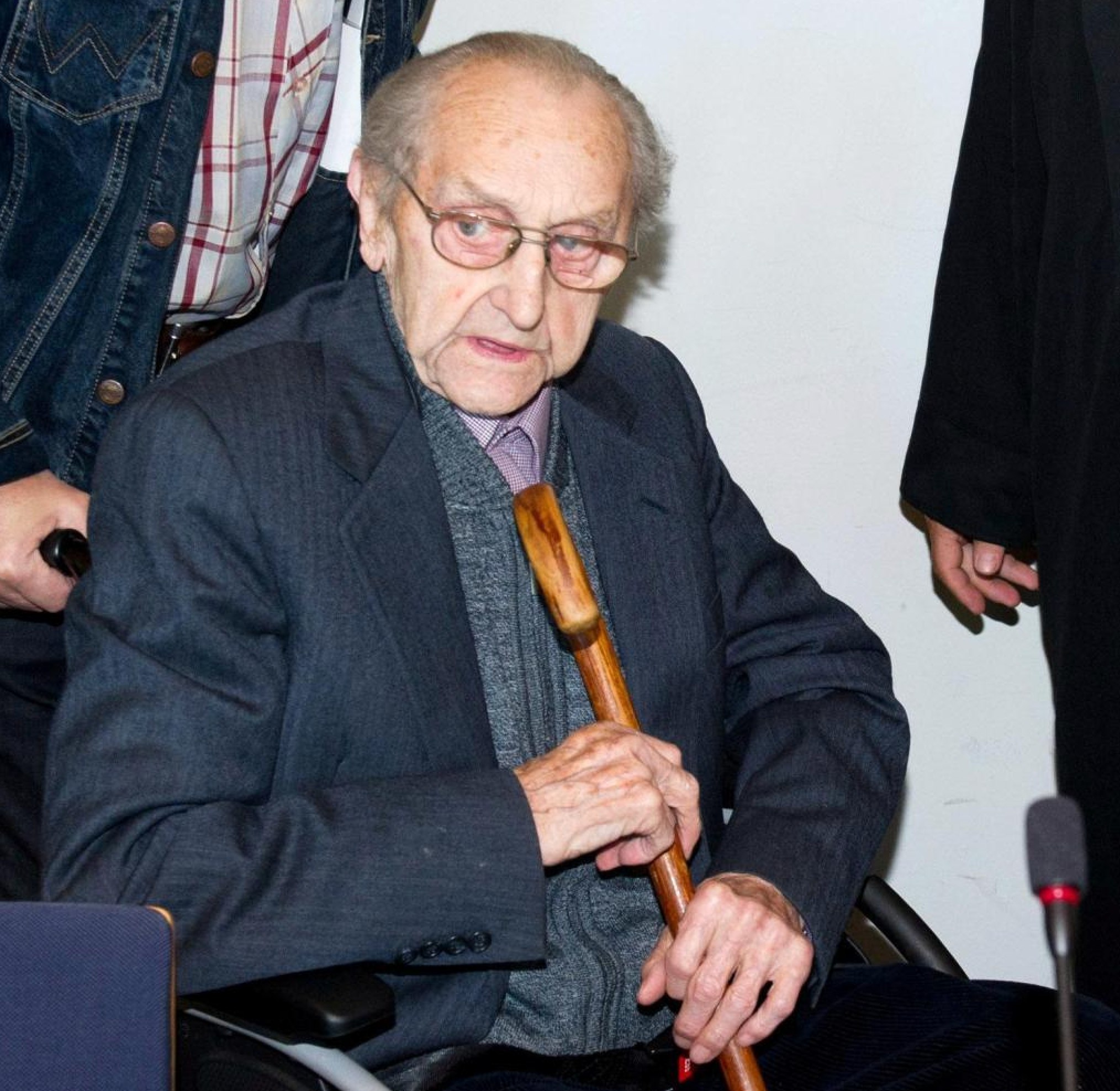 Zafke, durante la vista que se celebró contra él en 2016. Falleció dos años después, sin que se llegase a dictar sentencia. Desde los años 50 hasta entonces vivió tranquilamente en Gnevkow, un pequeño pueblo de Alemania, donde se casó, crió a cuatro hijos y trabajó en una empresa agrícola.