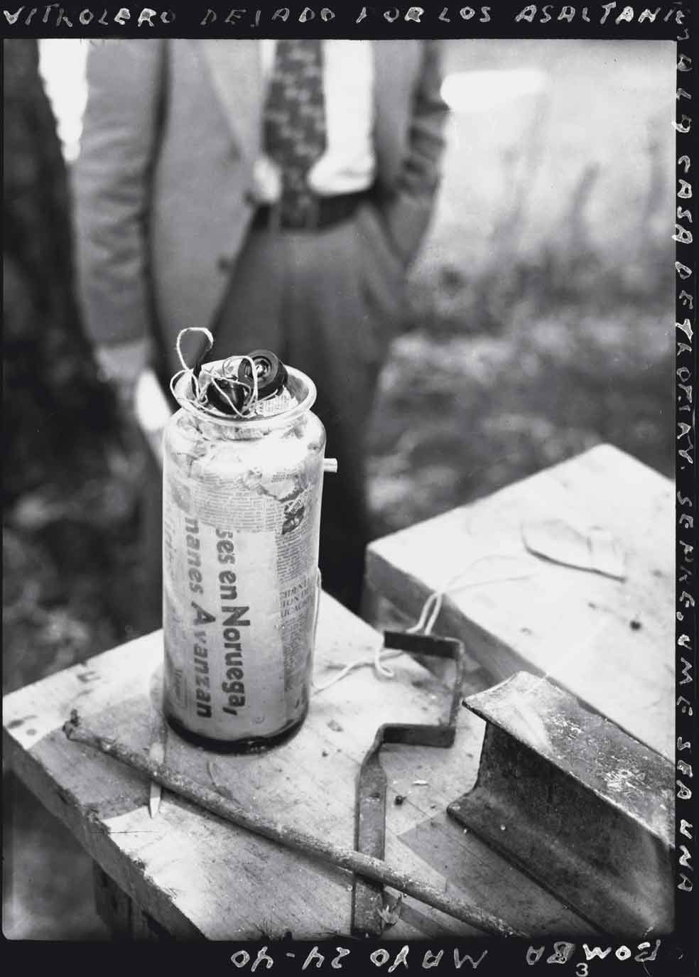 Un grupo encabezado por el pintor David Alfaro Siqueiros atacó la casa de Trotsky semanas antes que Mercader: llevaban bombas incendiarias como esta y tirotearon el dormitorio del ruso, pero fallaron.