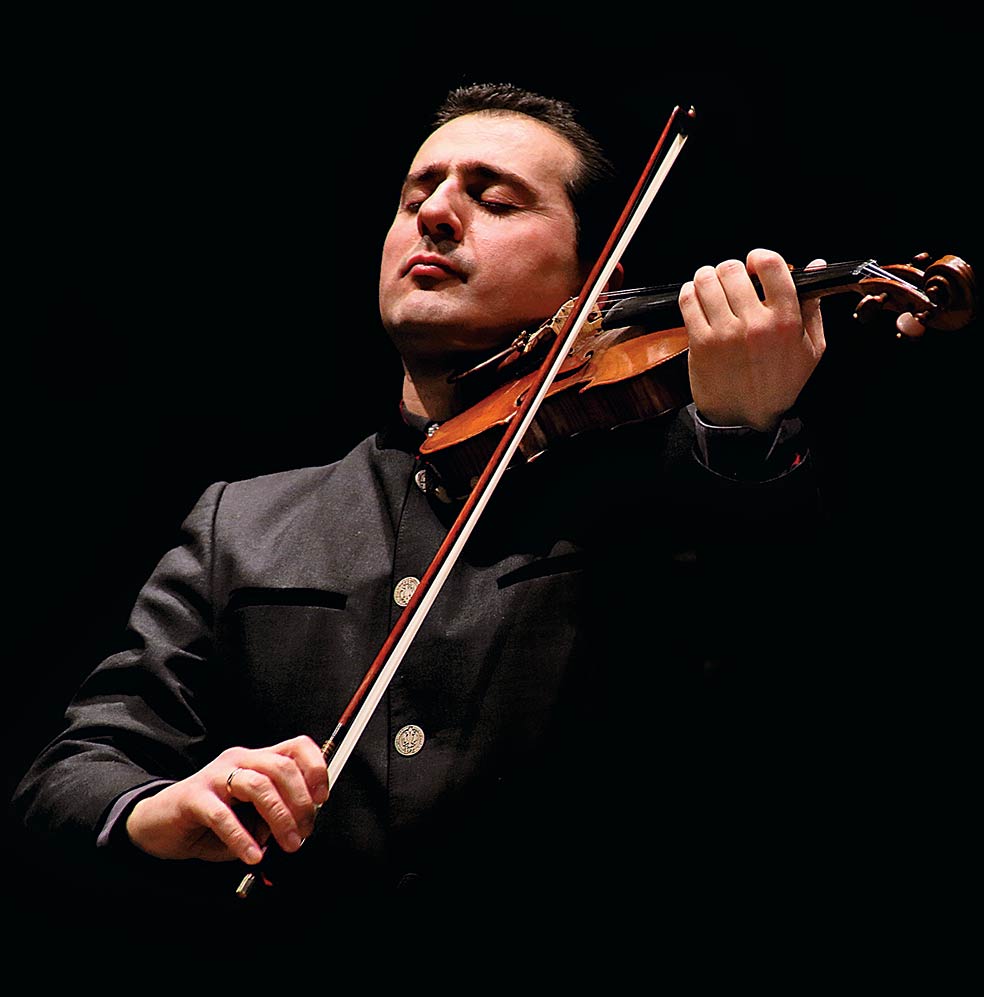 Matteo Fedeli es el músico que ha tocado más Stradivarius: 25 en la última década. Lo llaman los propietarios de los violines para que mantenga vivos los instrumentos.