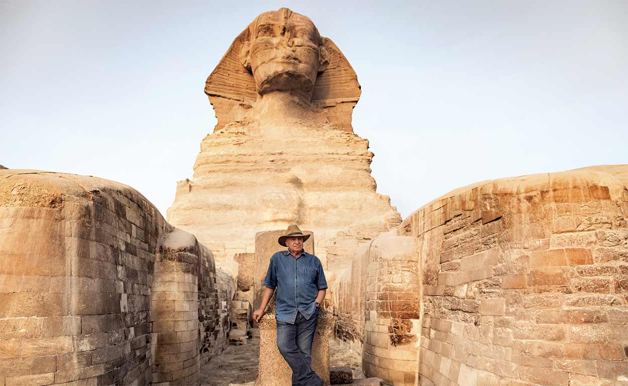 «Británicos y alemanes son unos ladrones. ¡Nos tienen que devolver la piedra Rosetta y a Nefertiti!»