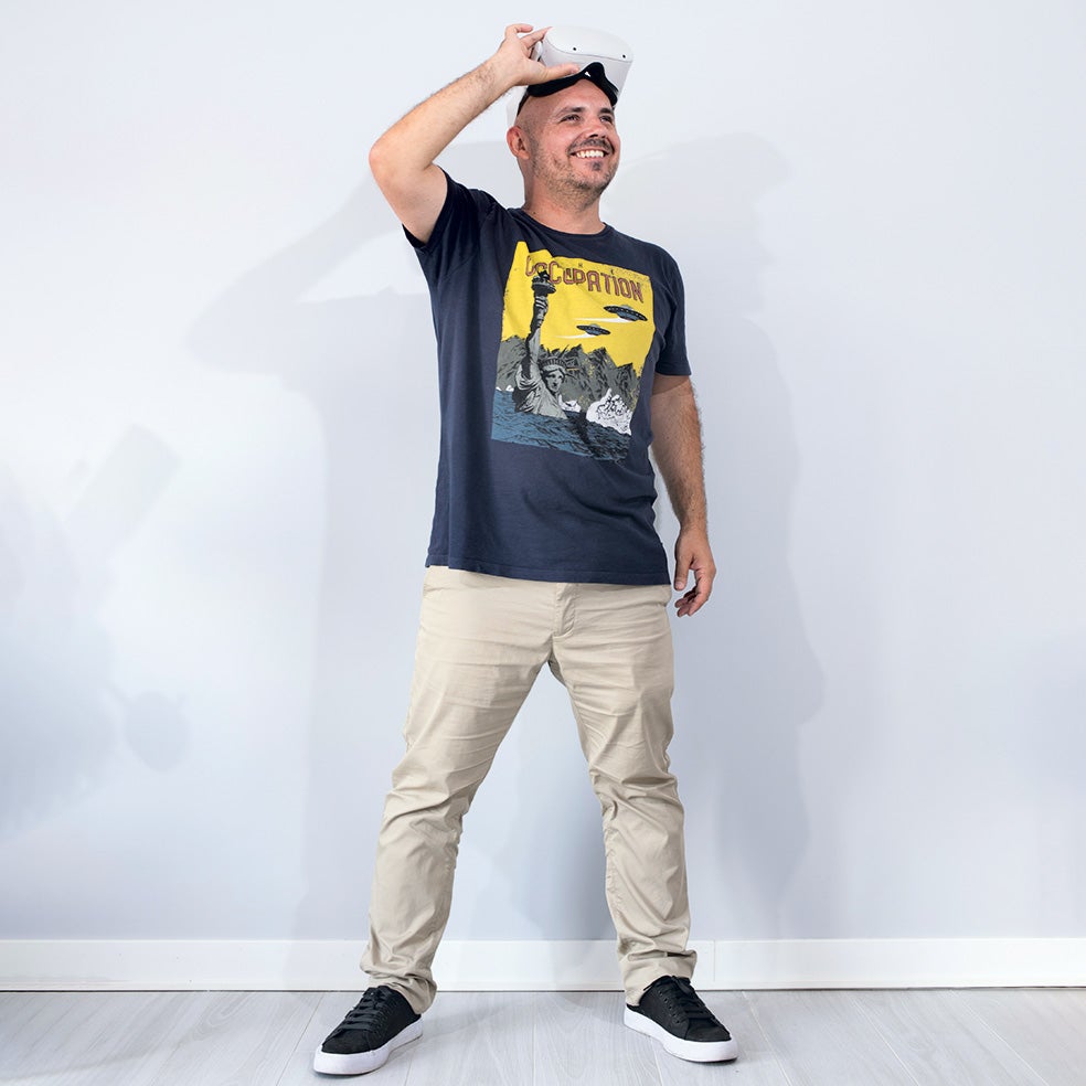 Edgar Martin-Blas es el CEO de Virtual Voyagers, empresa pionera en el desarrollo de metaversos. Acaba de ser adquirida por la empresa californiana Utopía, en lo que ya es una de las operaciones financieras más importantes de Europa en este nuevo sector. Martín-Blas es también autor del libro Metaverso (ed. Almuzara).