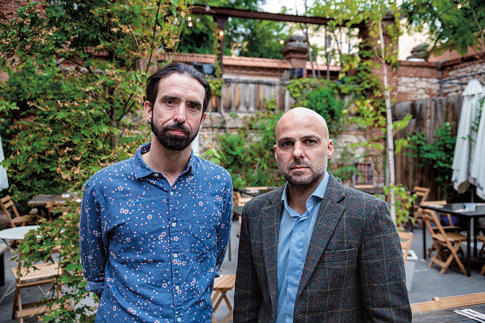 Fascinado por la historia de Osel, el director Lucas Figueroa quiso contactar con él y, ante su silencio, se puso a contarla a través de quienes lo habían conocido. Años después, admirado por la insistencia del cineasta, Osel lo llamó: «No pensaba hacerlo, pero creo que eres la persona adecuada para contar mi vida». Así nació Osel, el documental disponible en HBO Max.