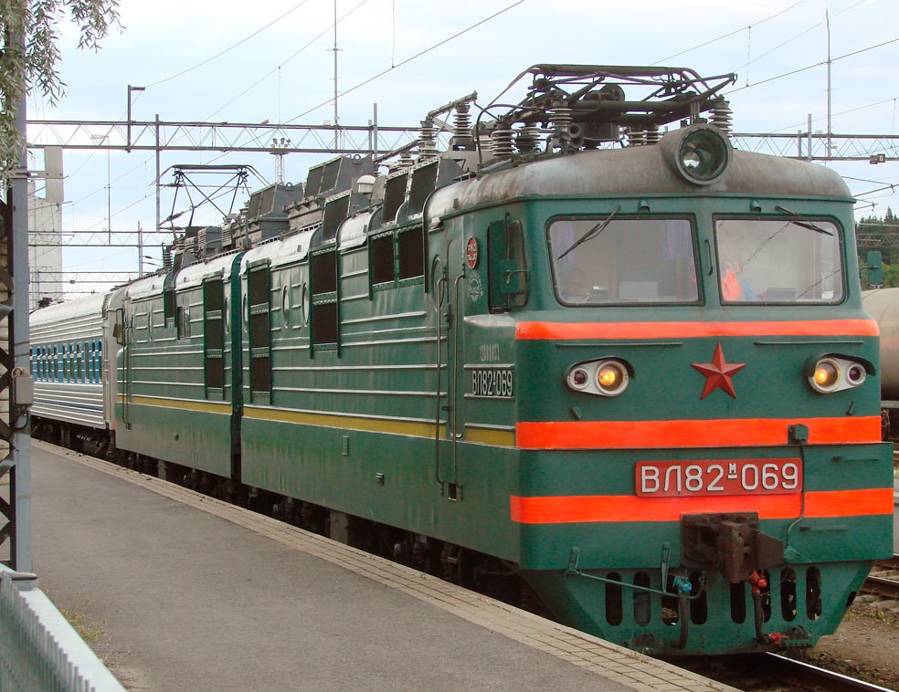 Tren de Moscú a Leningrado.