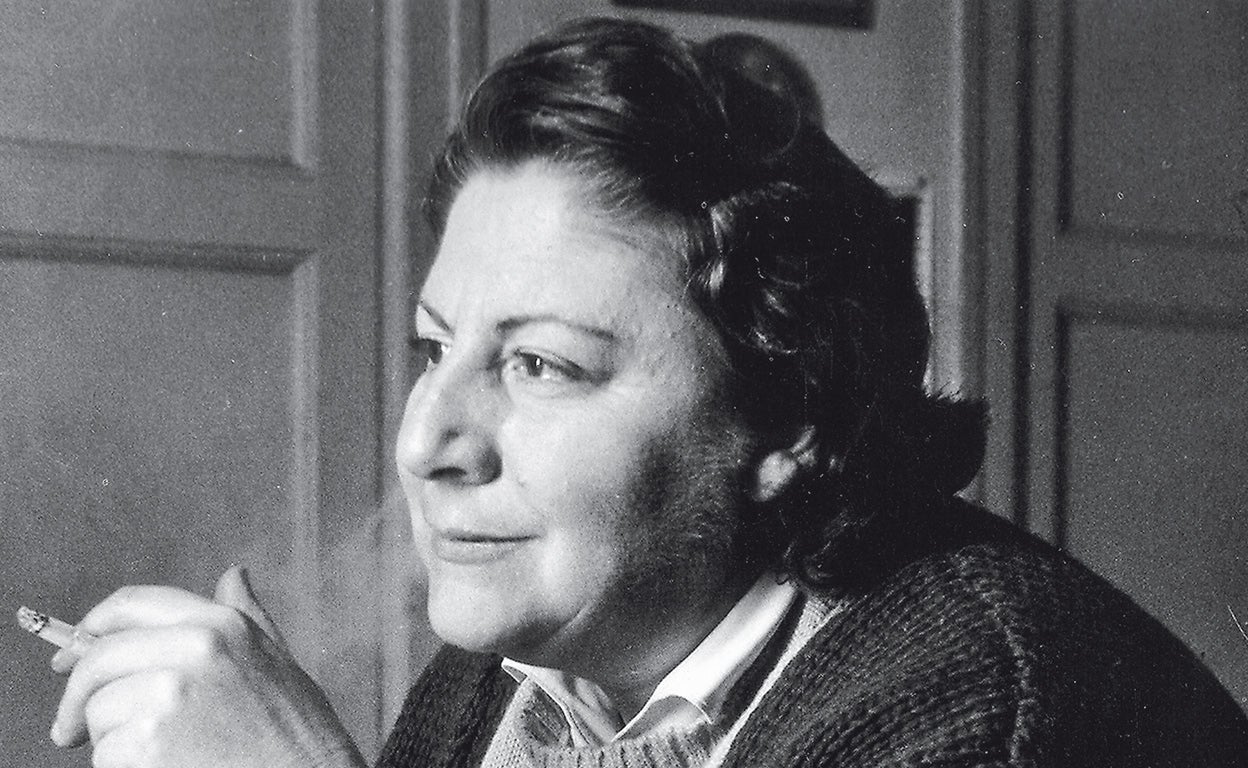 El gran amor de Gloria Fuertes, la poeta del corazón inmenso