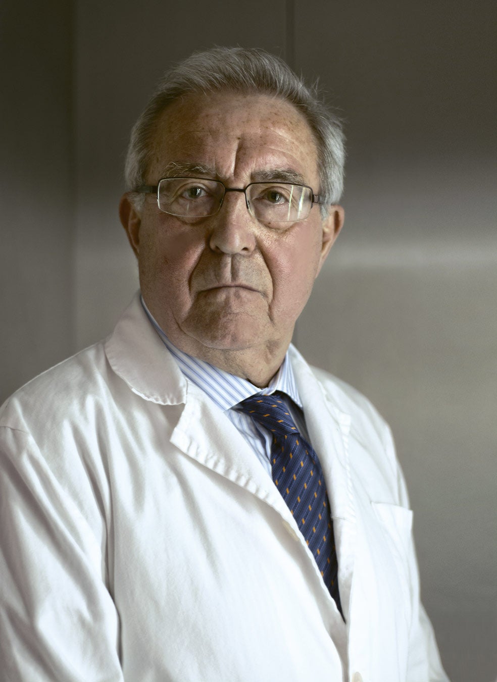 El doctor José Ramón Valdizán fue pionero en Europa en el uso pericial de la onda cerebral P300. En España ha llevado a cabo varias pruebas de este tipo para ayudar en investigaciones policiales.