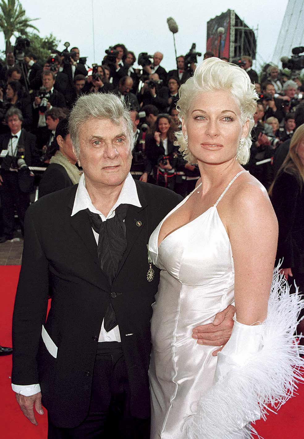 Curtis se casó a los 73 años con Jill Vandenberg, una profesora de equitación 40 años más joven que él.