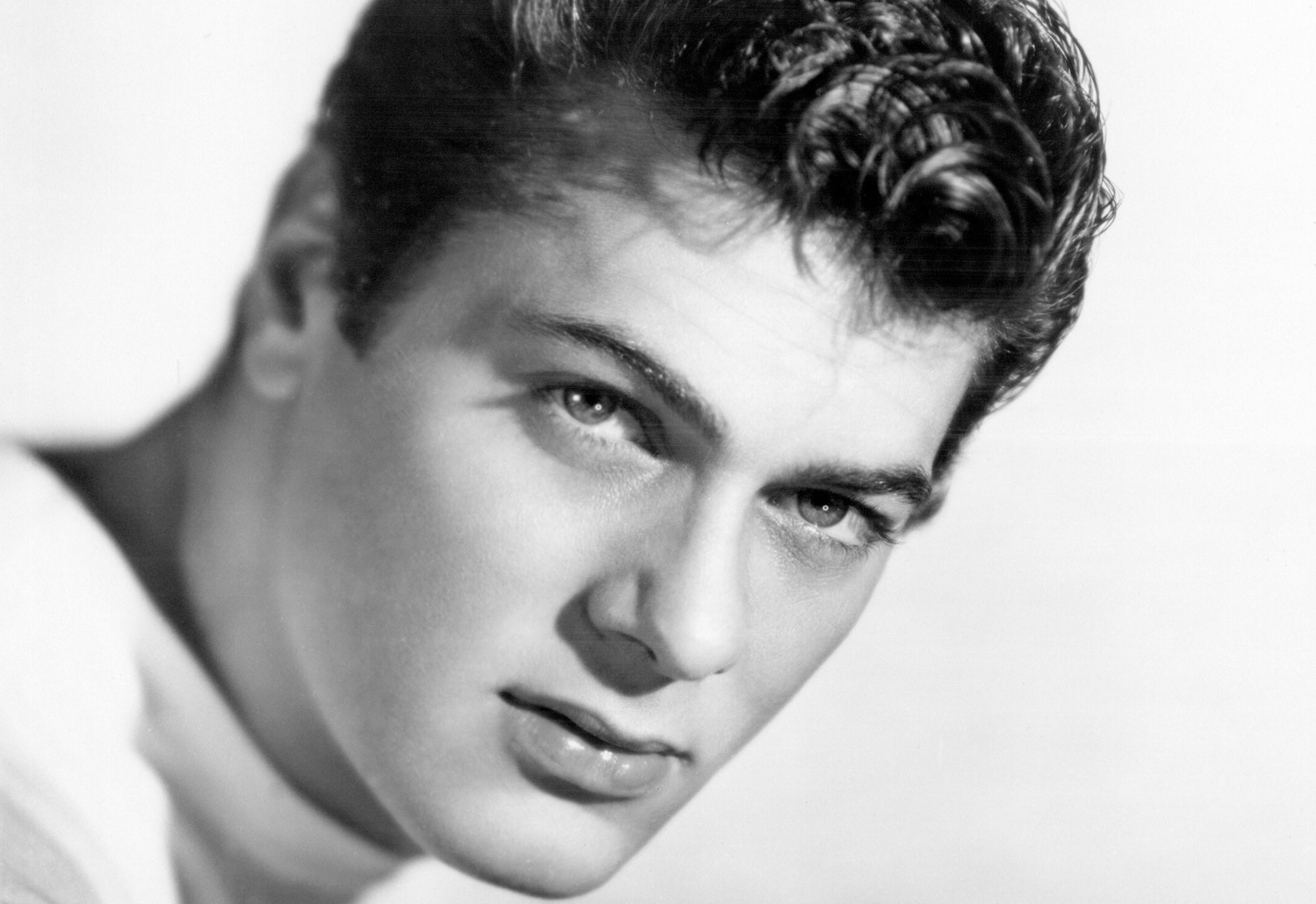 Tony Curtis, visto por su hija: crecer en la pobreza, las drogas, su hijo con Marilyn...