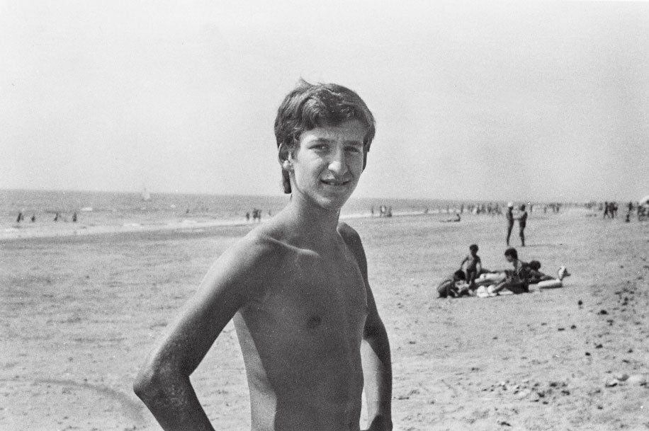 Alberto Núñez Feijóo (Ourense, 1961), de adolescente, en los años 70.