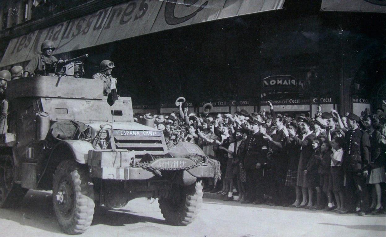 El inicio del franquismo y el destino de los españoles exiliados tras la guerra, contado por Arturo Pérez-Reverte