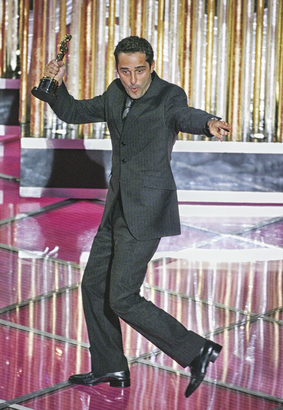 Drexler recibió en 2005 un Oscar a la mejor canción original por Al otro lado del río, incluida en la película Diarios de motocicleta. Pese a ello, no le dejaron interpretarla en la gala por ser poco conocido (lo hizo Antonio Banderas por él) y se 'vengó' cantándola a capela al recibir la célebre estatuilla.