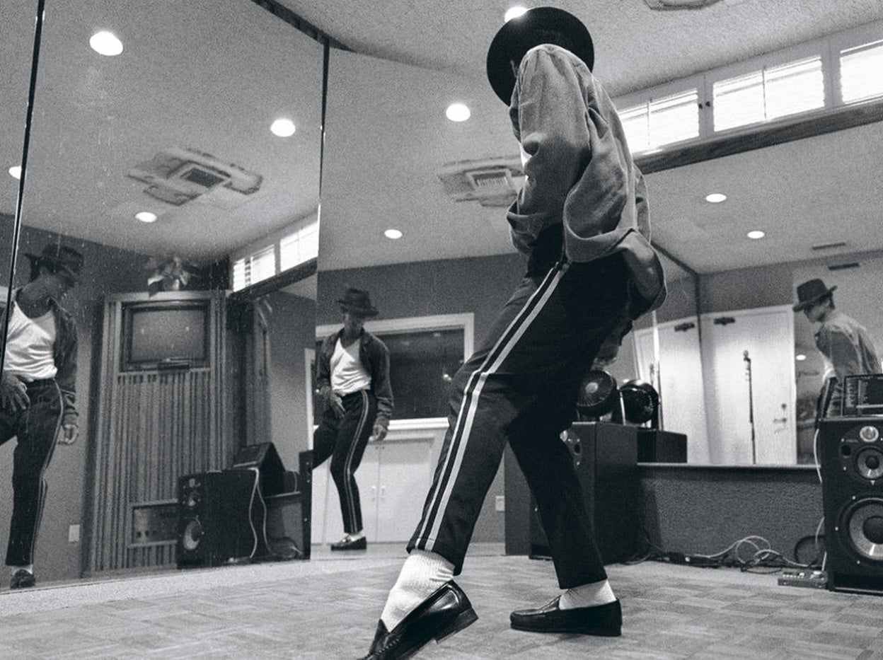 Jaafar subió hace poco a Instagram esta fotografía tomada durante los ensayos de la película en que hará el papel de su tío Michael Jackson.