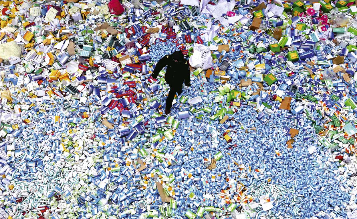 Medicamentos falsos, un negocio rentable y mortal