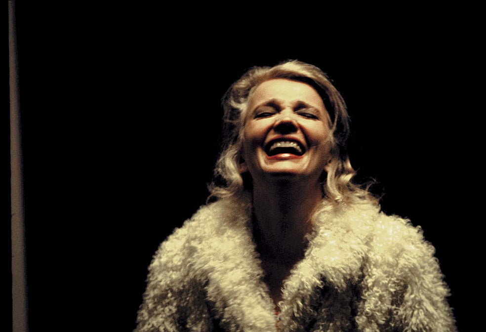 Una mujer bajo la influencia (1974)