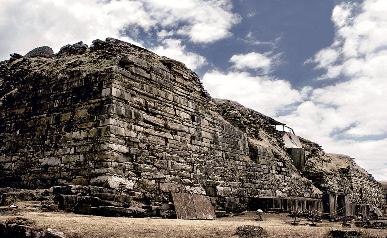 Cómo conservar el poder sin usar la fuerza: bienvenidos al teatro del más allá