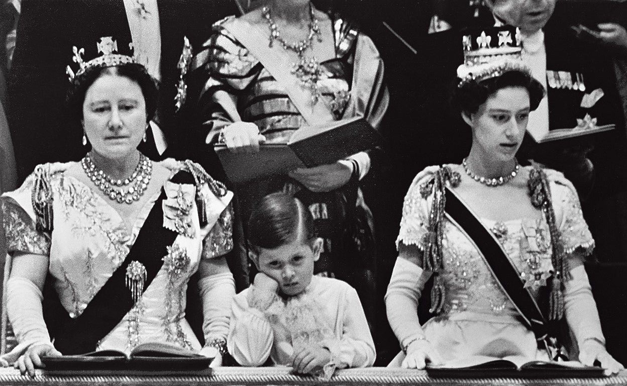 A la espera de la coronación del siglo: esta vez Carlos no se aburrirá tanto...